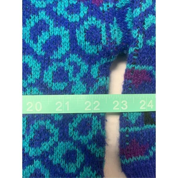Vintage Multicolored Knit Sweater - Picture 7 of 8